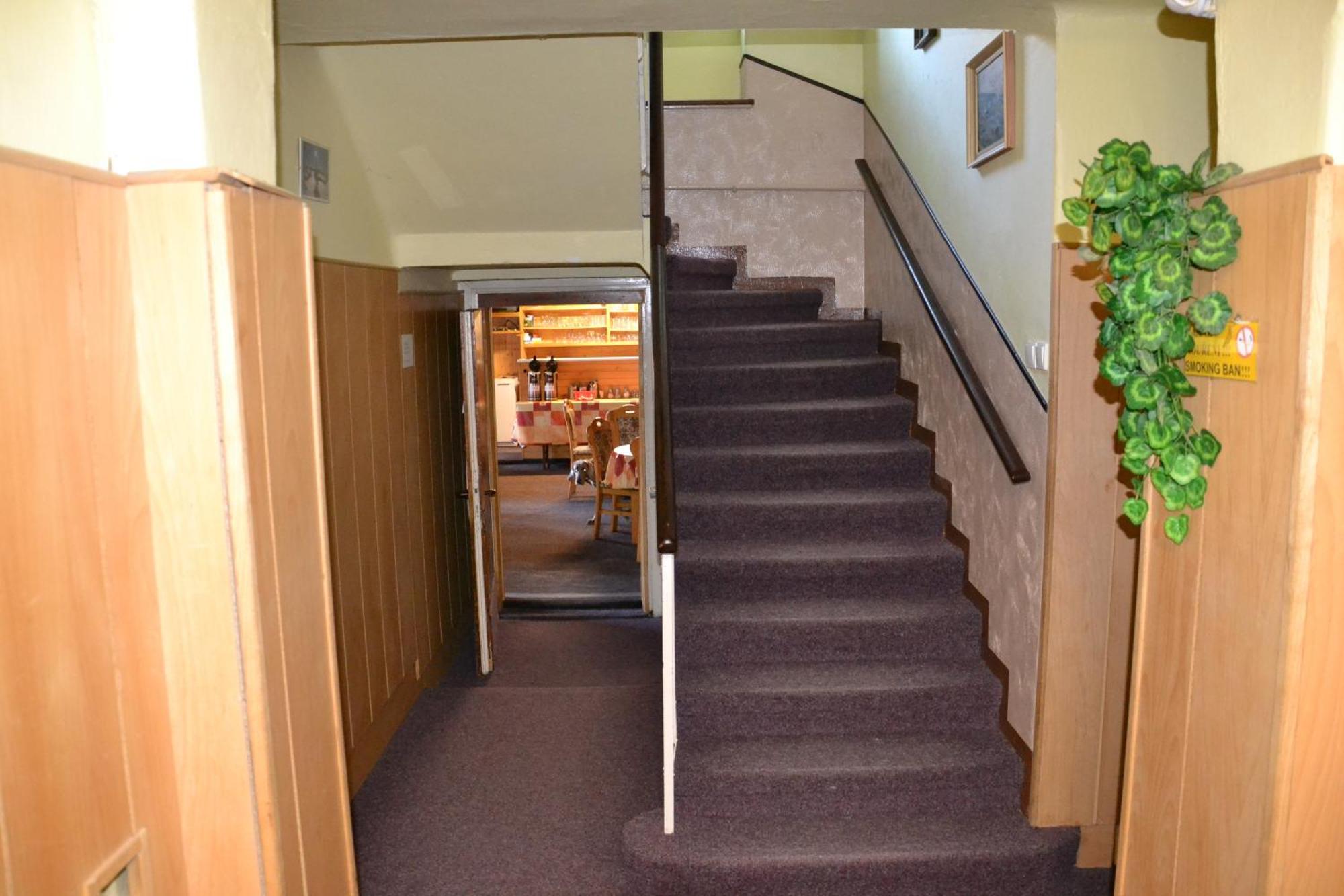 Hostel Fortuna ชปินด์เลอรูฟ มลิน ภายนอก รูปภาพ
